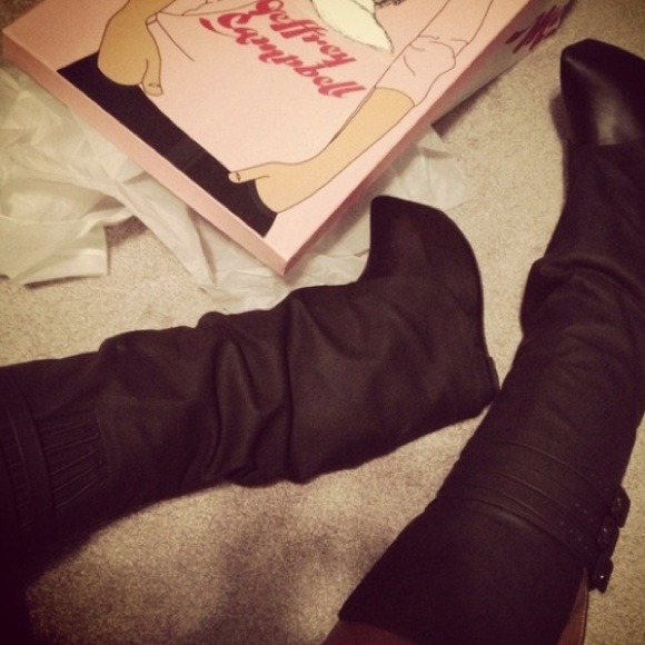 LOOKING FOR these Jeffrey Campbell's size 6-7