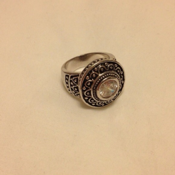 Beautiful Ring!