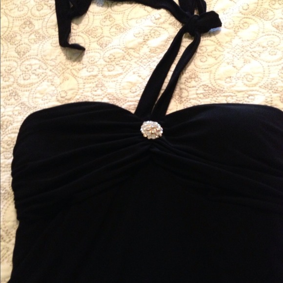 Black halter dress - Picture 2 of 4