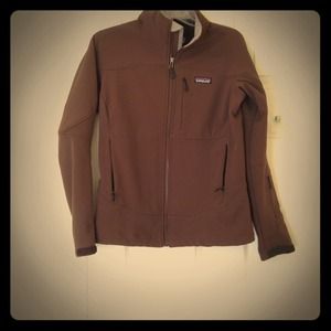 Brown Patagonia wind proof jacket