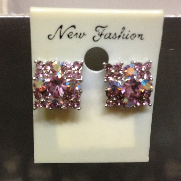 Pink Purple Earrings Very cute $15 - Picture 2 of 4