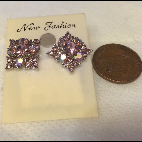 Pink Purple Earrings Very cute $15 - Picture 3 of 4