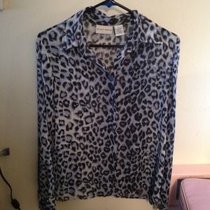 🚫🚫🚫bundled bluish leopard print blouse