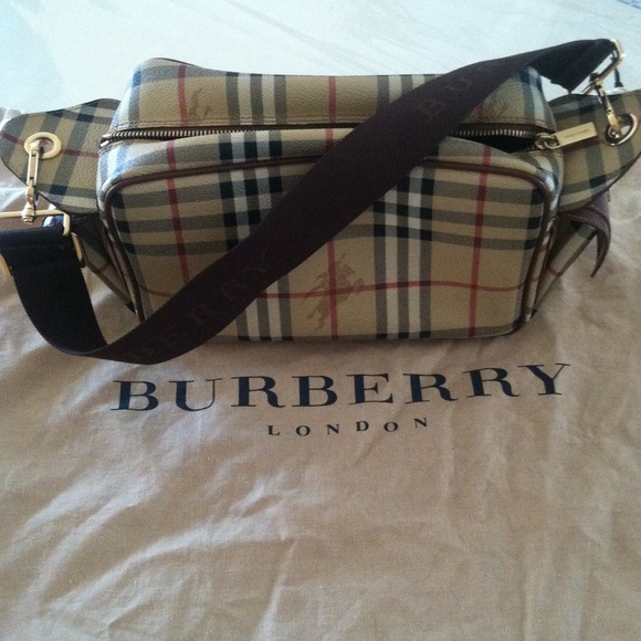 Burberry Handbags - Burberry bag