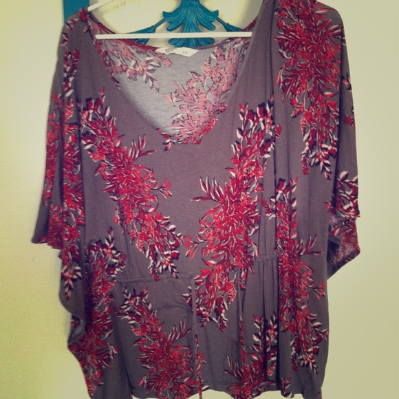 Size small old navy jersey top. $8.