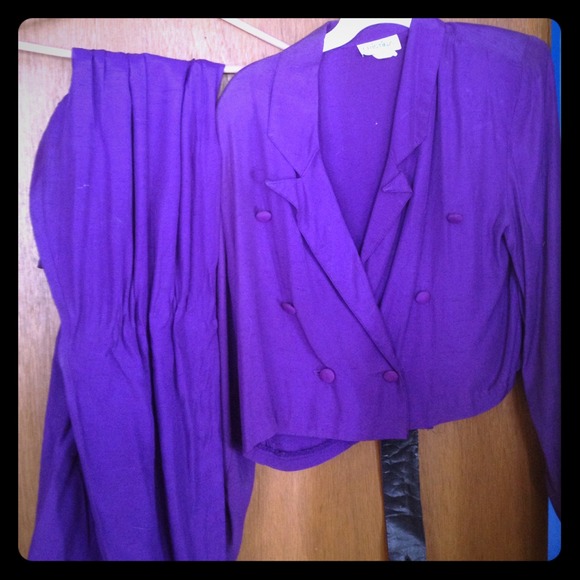 Suit set