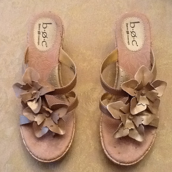 BOC  7 M Bronze leather wedge