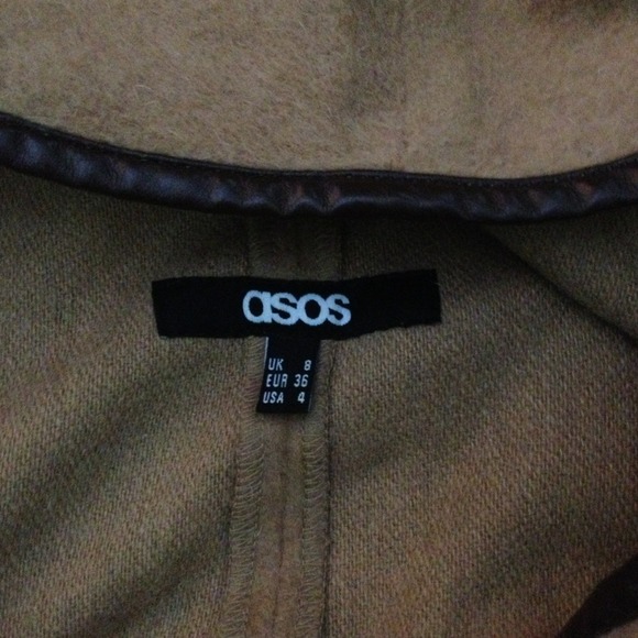ASOS CAPE - Picture 3 of 4