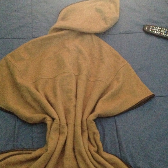 ASOS CAPE - Picture 4 of 4