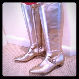 New Salvatore Ferragamo gold leather boot size 7
