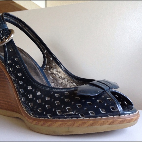 Paolo Wedges - Size 6 - Picture 4 of 4