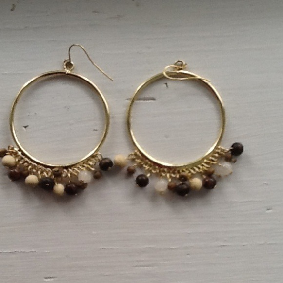 Dangle/hoop earrings