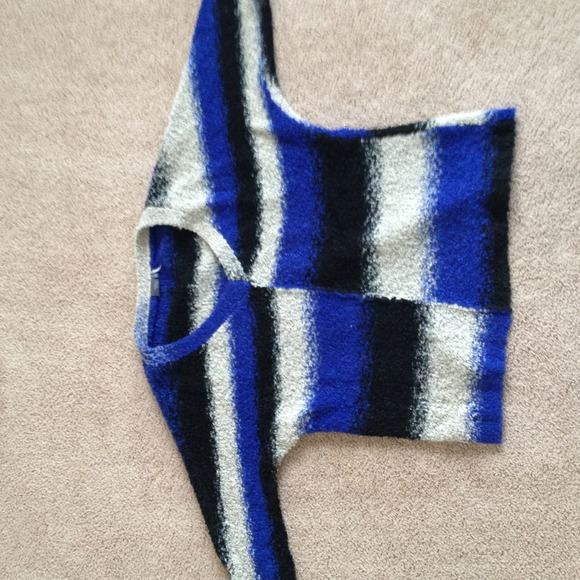 Urban outfitter sweater