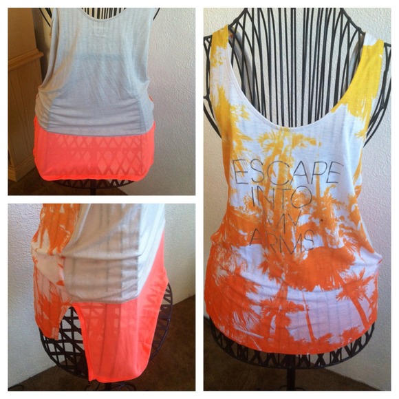 💥💢SOLD💢💥Cute summer shirt!