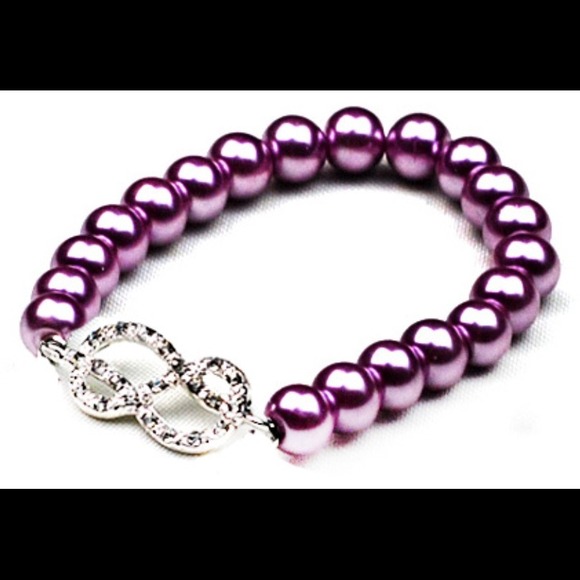 NWT, Assorted Color Beaded Bracelets!