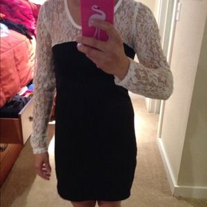 Lace dress casual long sleeve.