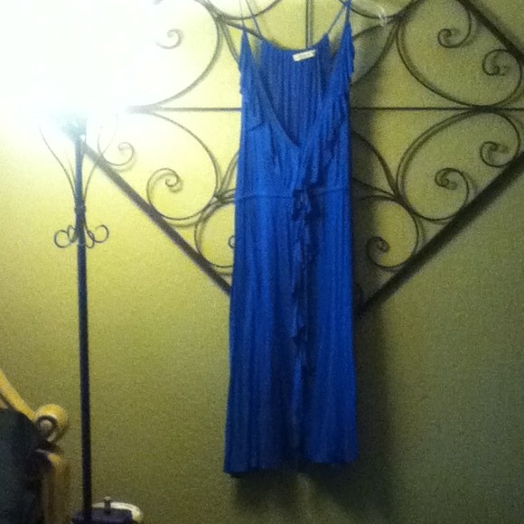 Blue summer dress stretch with ruffle neckline