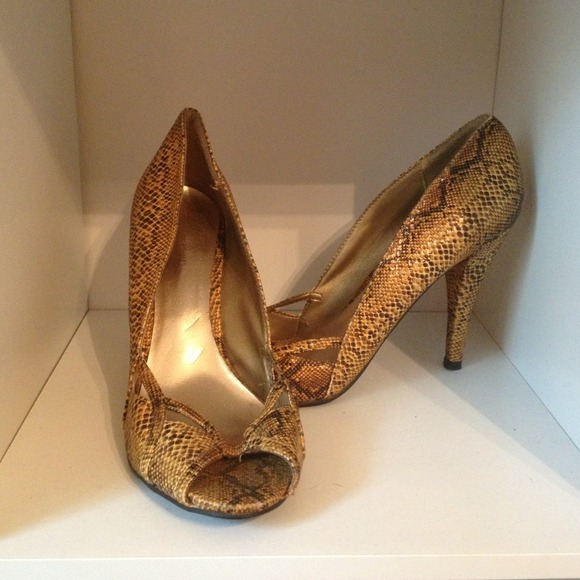 Snake heels