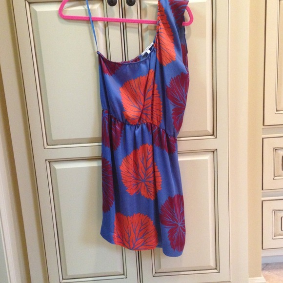 Perfect print one-shoulder dress