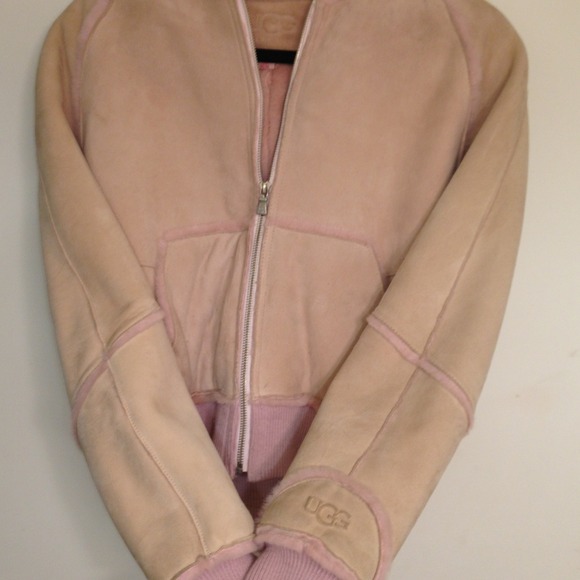 🚫SOLD in bundle🚫 Collectors item Ugg Jacket