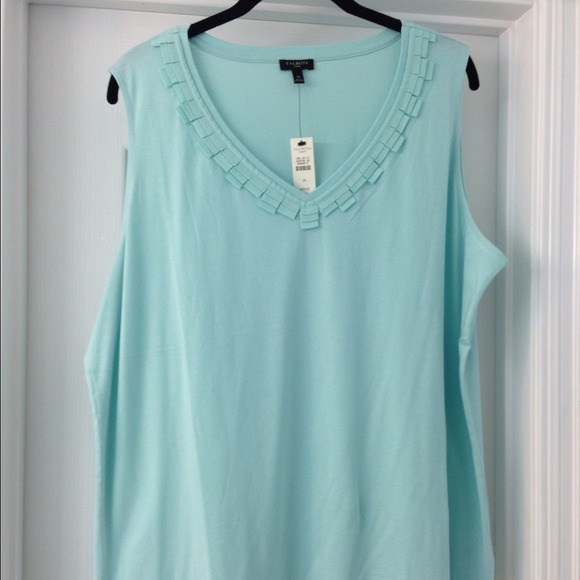 SOLD...Talbots 3x sleeveless top