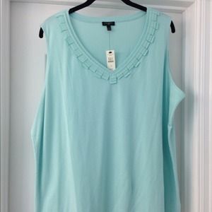 SOLD...Talbots 3x sleeveless top