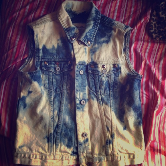 Eddie Bauer acid wash denim vest