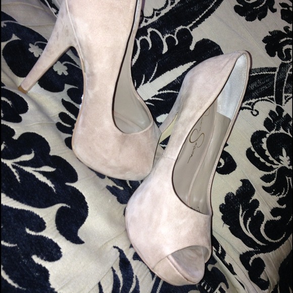 Jessica Simpson heels