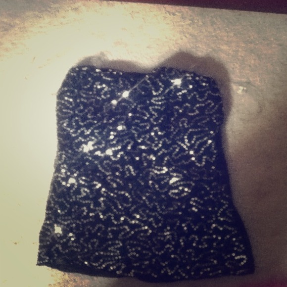 Mesh sparkle top