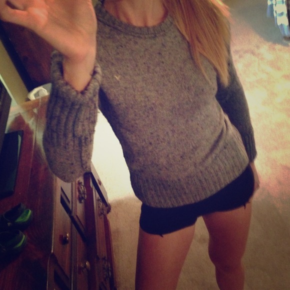 💢SOLD💢American Eagle sweater