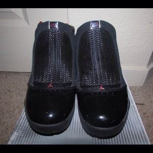 Jordan 19s