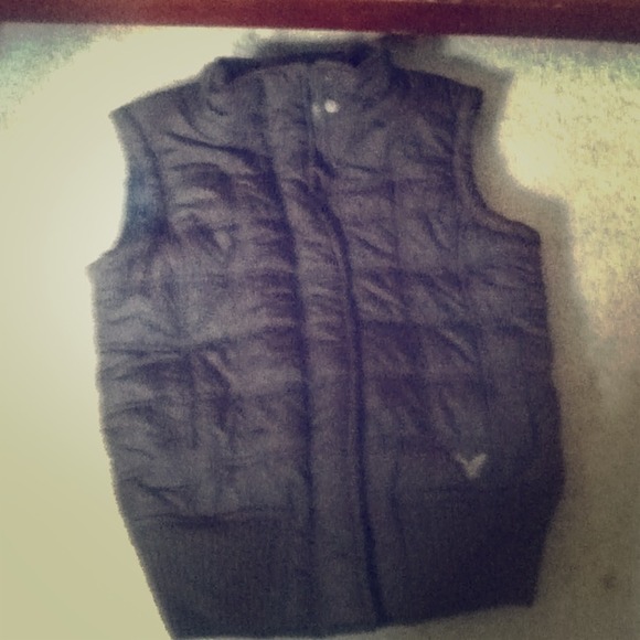 Sleeveless coat