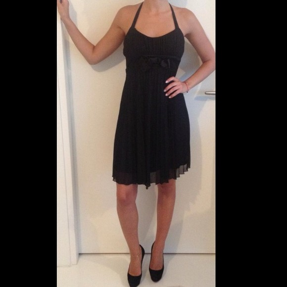 🚫SOLD🚫Rampage Bowtie Black Dress
