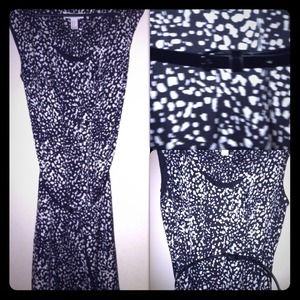 Black & White Design Dress W/ Belt