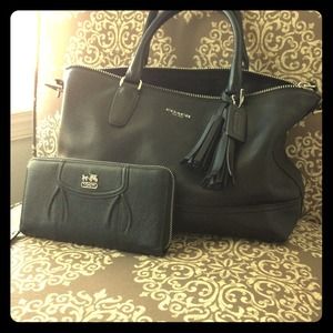 Authentic coach bag and wallet ON HOLD