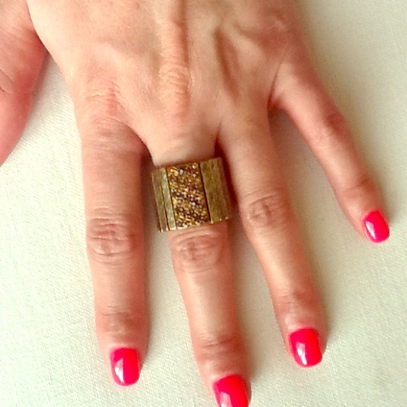 Fashion Jewelry Jewelry - Stretchy Ring Amber and Brass Color