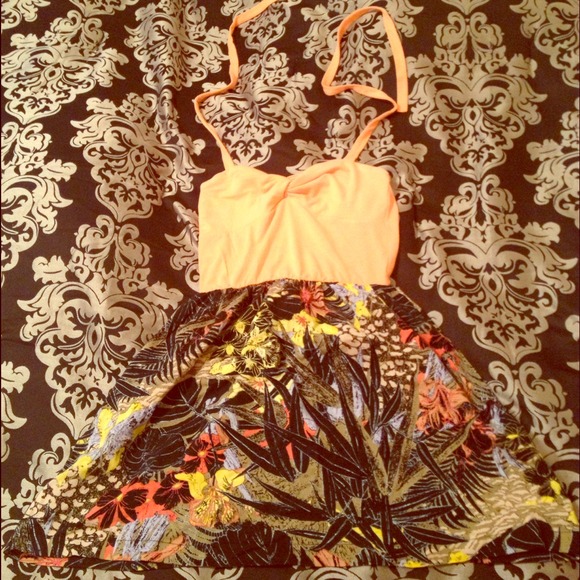 ❌SOLD❌ Forever 21 dress
