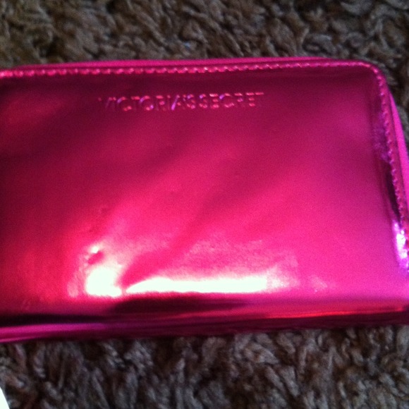 🎀Sold in bundle🎀Victoria Secret metallic - Picture 2 of 3