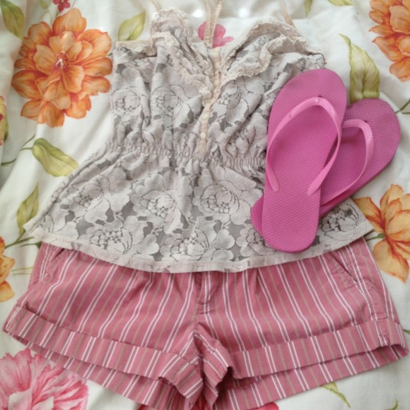 ๐A&F Shorts๐ - Picture 4 of 4