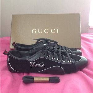 GUCCI 37.5 7.5 8 G wide RHINESTONE sneaker shoe