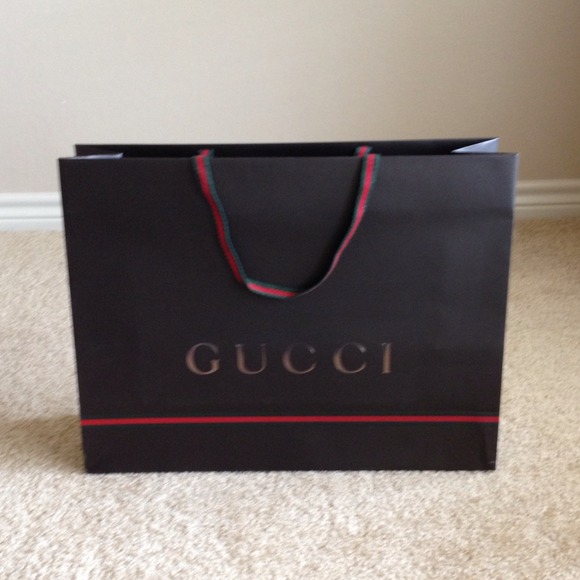 🚫Sold🚫Authentic Gucci Shopping Bag Large