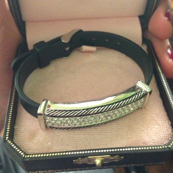Juciy couture braclet! - Picture 2 of 3