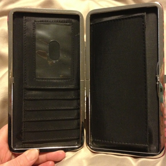 Pink leopard wallet! - Picture 2 of 4