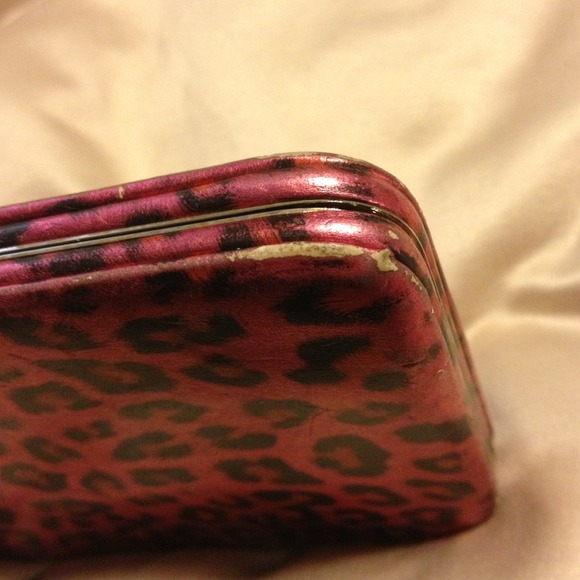 Pink leopard wallet! - Picture 3 of 4