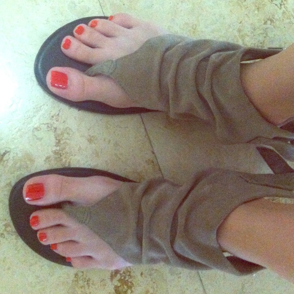 Chic Suede MIA Sandals