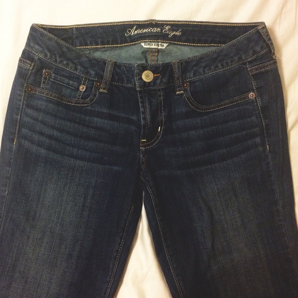 🚫SOLD - NWOT AE Favorite Boyfriend Jeans