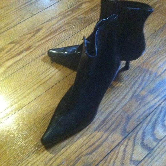 Ankle length boots