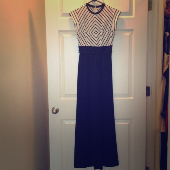 Vintage jumpsuit & necklace bundle