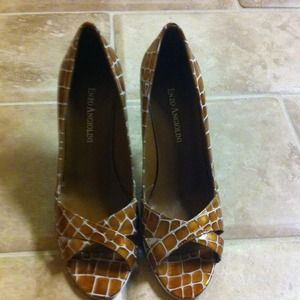 Enzo Angiolini pumps