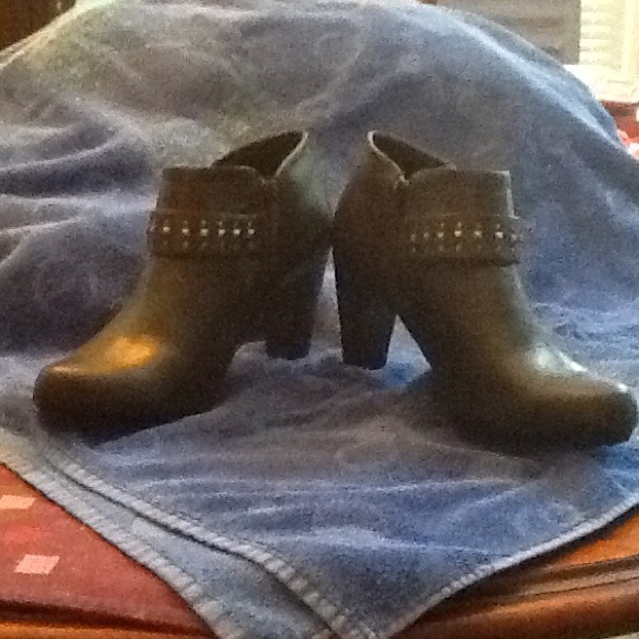 Black Cloud Walker Boots